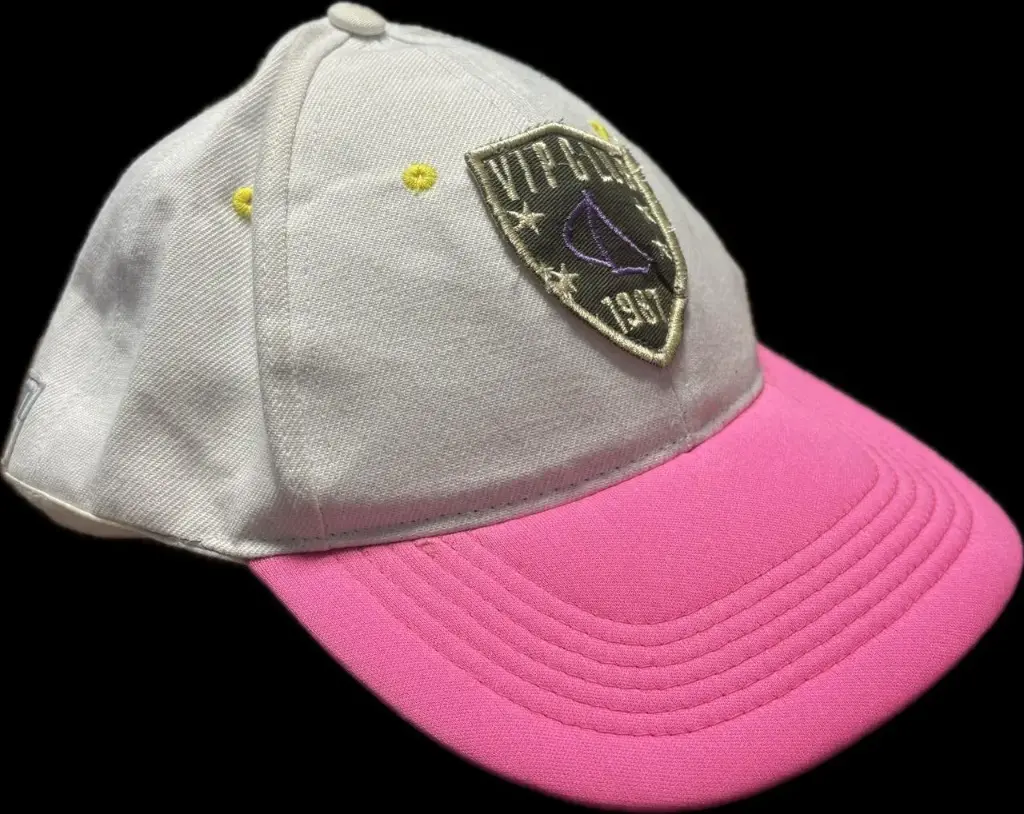 Gorra Blanco y Rosa VIP CLUB